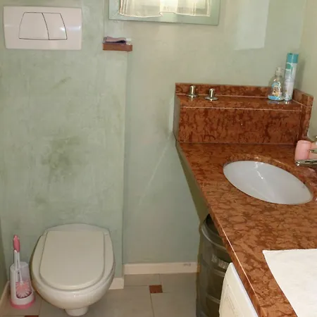 5 Star Apartment *