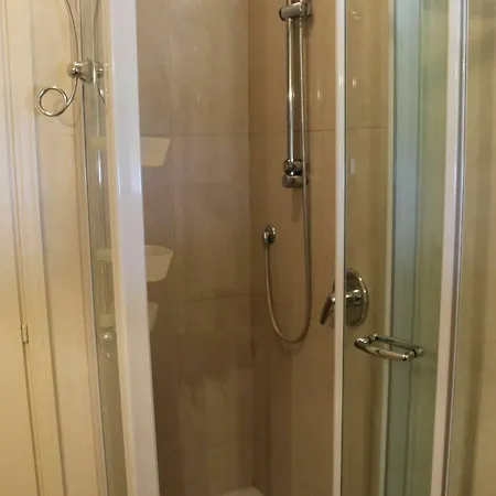 5 Star Apartment *